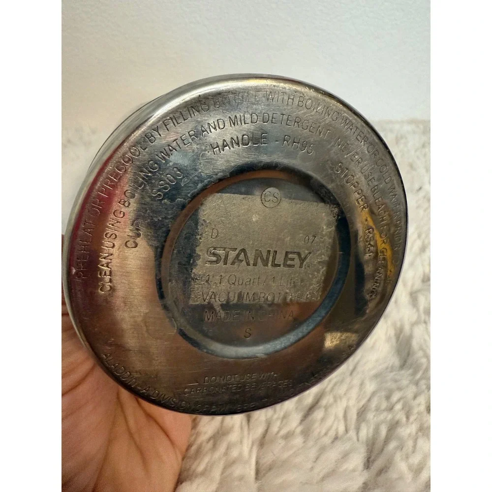 Vintage Stanley Thermos 1.1 Quart Green Insulated Bottle‎ with Handle - Picture 2 of 12